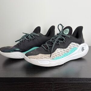 Under Armour Black and Teal Sneakers